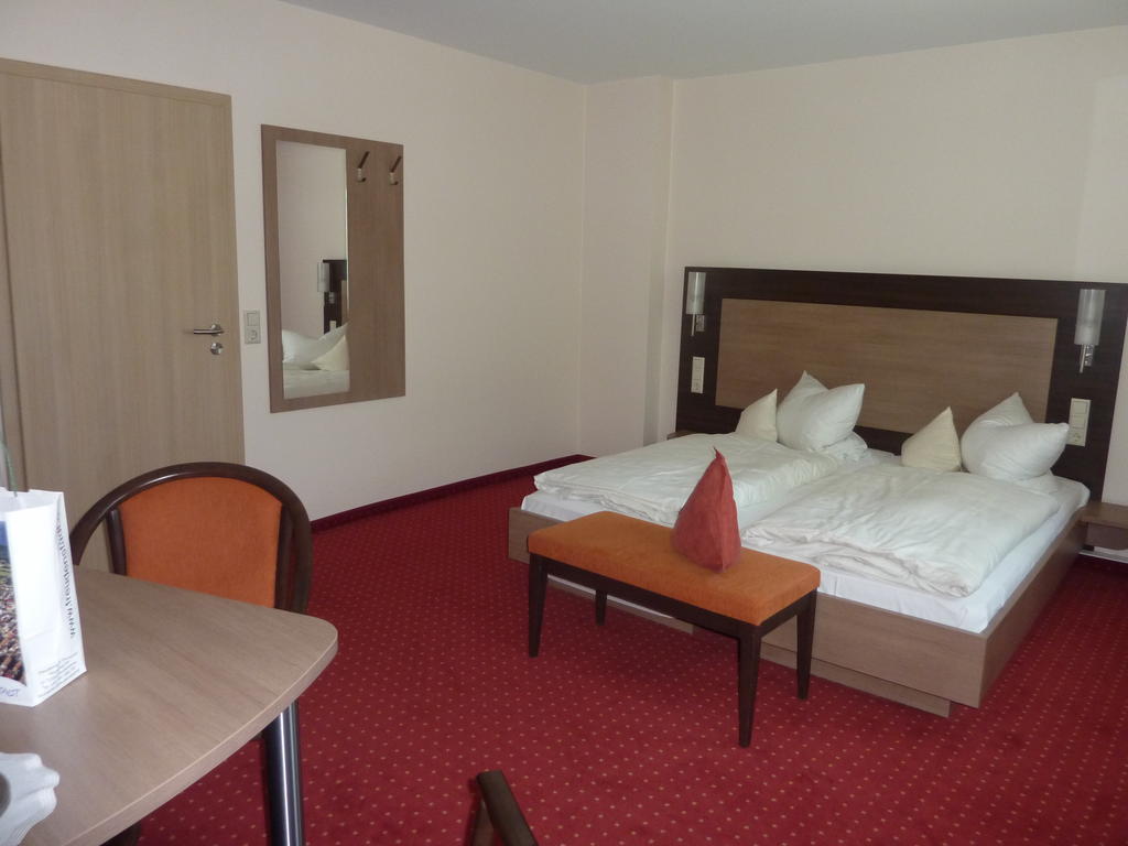Hotel Gasthof Koenig Karl 프로이덴슈타트 객실 사진